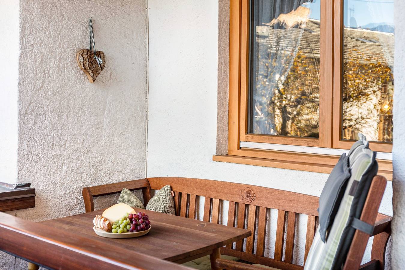 Ganze Wohnung, Apartment '2' mit Bergblick, Balkon und Wlan in Krün, Bayerische Alpen