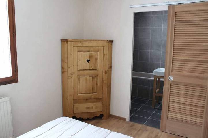 Gîte pour 24 personnes, avec jardin et balcon, animaux acceptés à Mieussy - 4