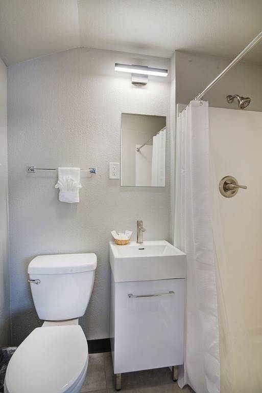 Vacation rental for 2 people, with pool in Mount Rushmore