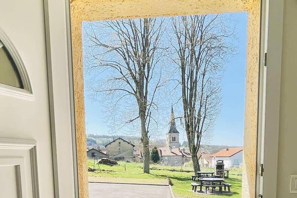 Entire apartment, Athos in La Vôge-les-Bains, Épinal region