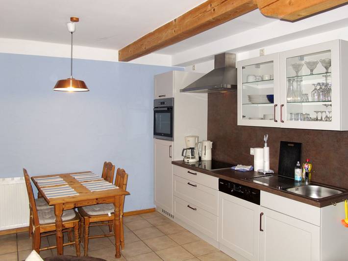 Ferienwohnung für 4 Personen, mit Terrasse und Garten sowie Sauna in Altenkirchen - 3