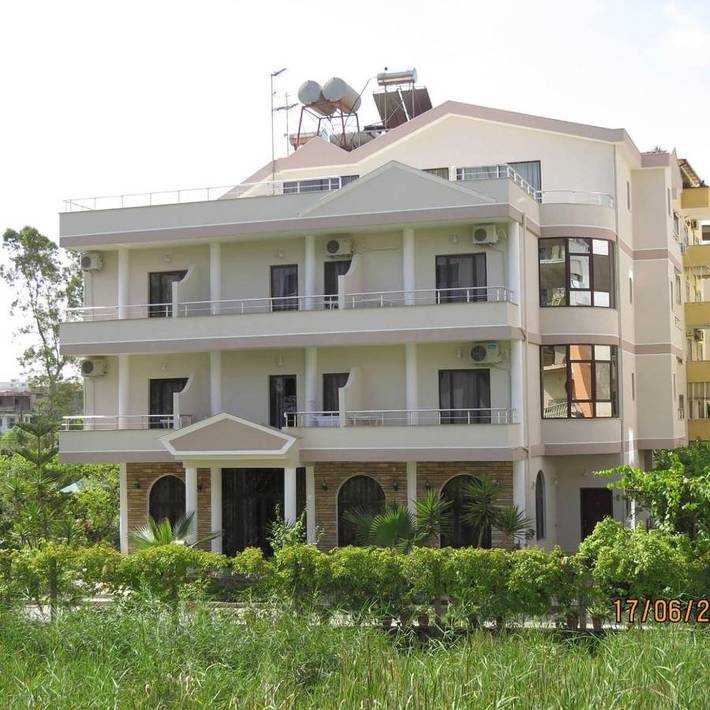 Maison d’hôte pour 4 personnes, avec Balcon et Terrasse ainsi que Jardin et Vue à Golem