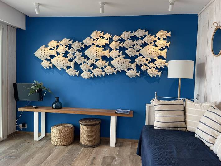 Gîte pour 4 personnes, avec terrasse dans Plage de Grève Blanche - 2