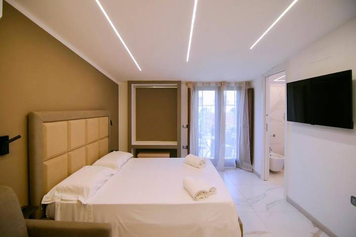 Gîte pour 5 personnes, avec jardin et vue dans Marina di Camerota - 4