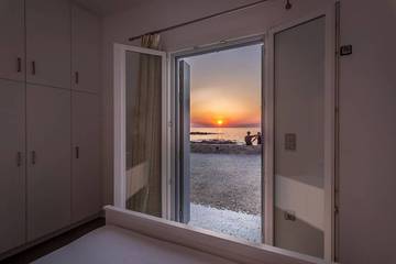 Apartment for 5 People in Milos, Cyclades, Photo 4