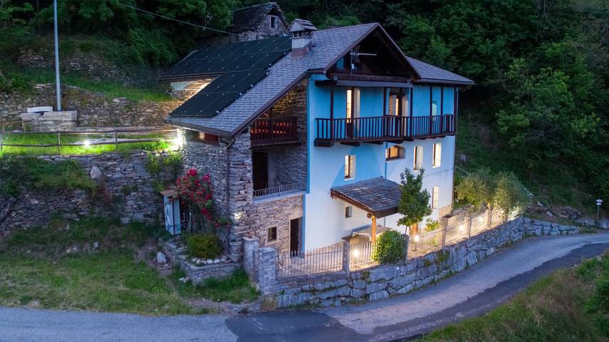 Vacation rental for 2 people, with yard, with pets in Piemont