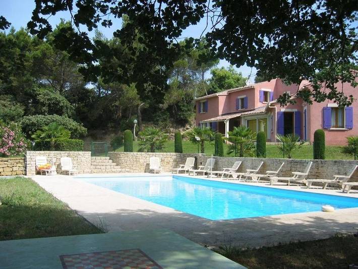 Villa voor 14 personen, with Terras and Tuin as well as Zwembad and Uitzicht in Vaison-la-Romaine