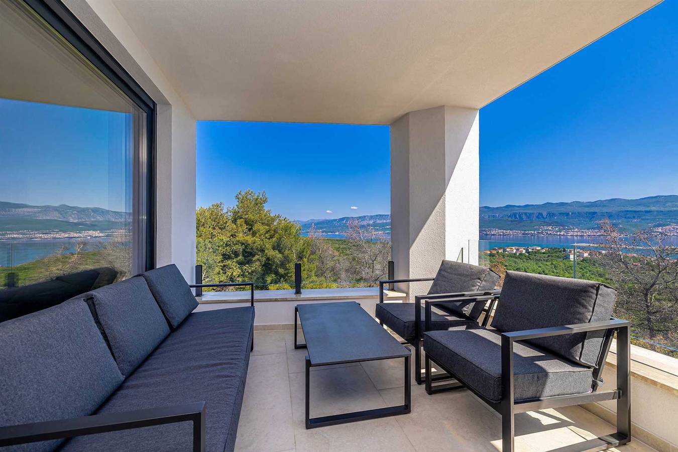 Ganze Wohnung, Apartment Seaside Iii mit wunderschönem Meerblick in Polje, Krk