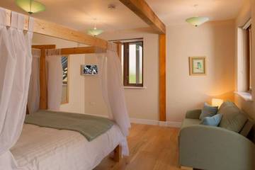 Glamping for 8 People in Herefordshire, West Midlands, Photo 2