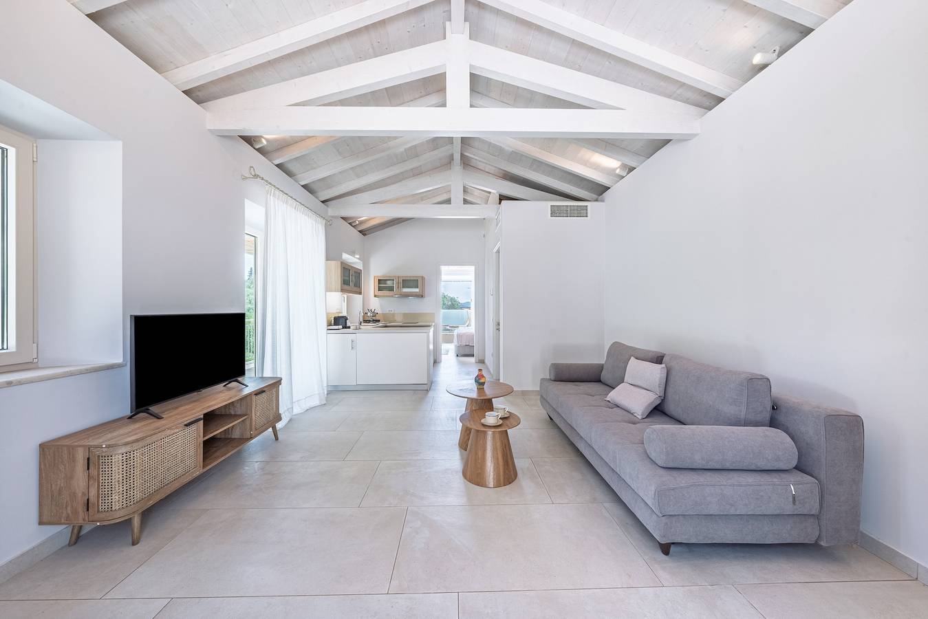 Villa 'The Olive Yard' mit Bergblick, Wlan und Klimaanlage in Korfu