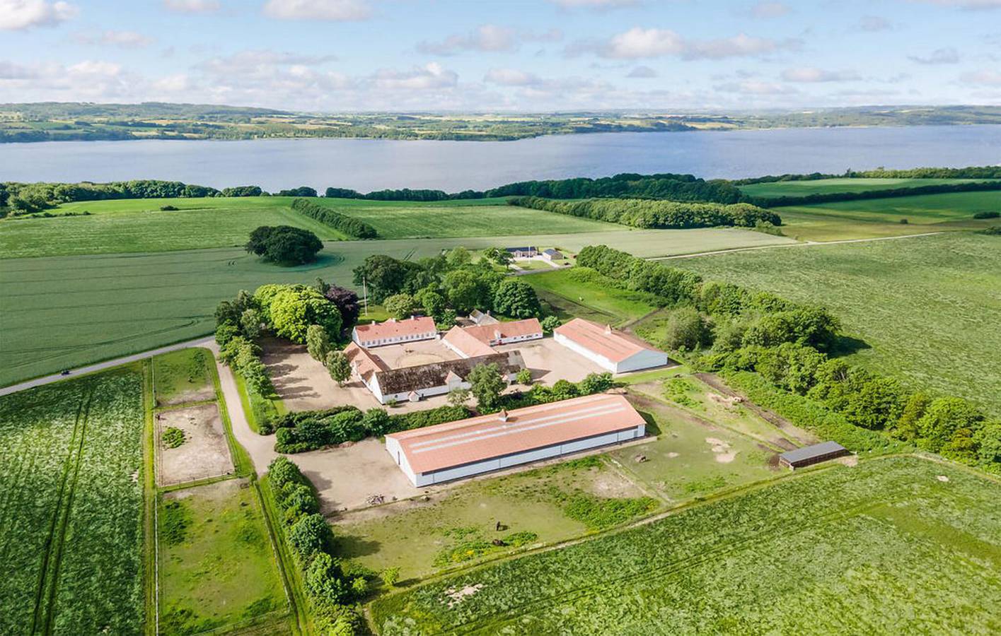 Ganze Ferienwohnung, Ferienwohnung für 8 Personen mit Terrasse in Skanderborg