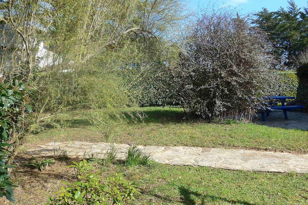 Casa Locmaria, 3 camere da letto, 4 persone in Locmaria, Côte des Mégalithes