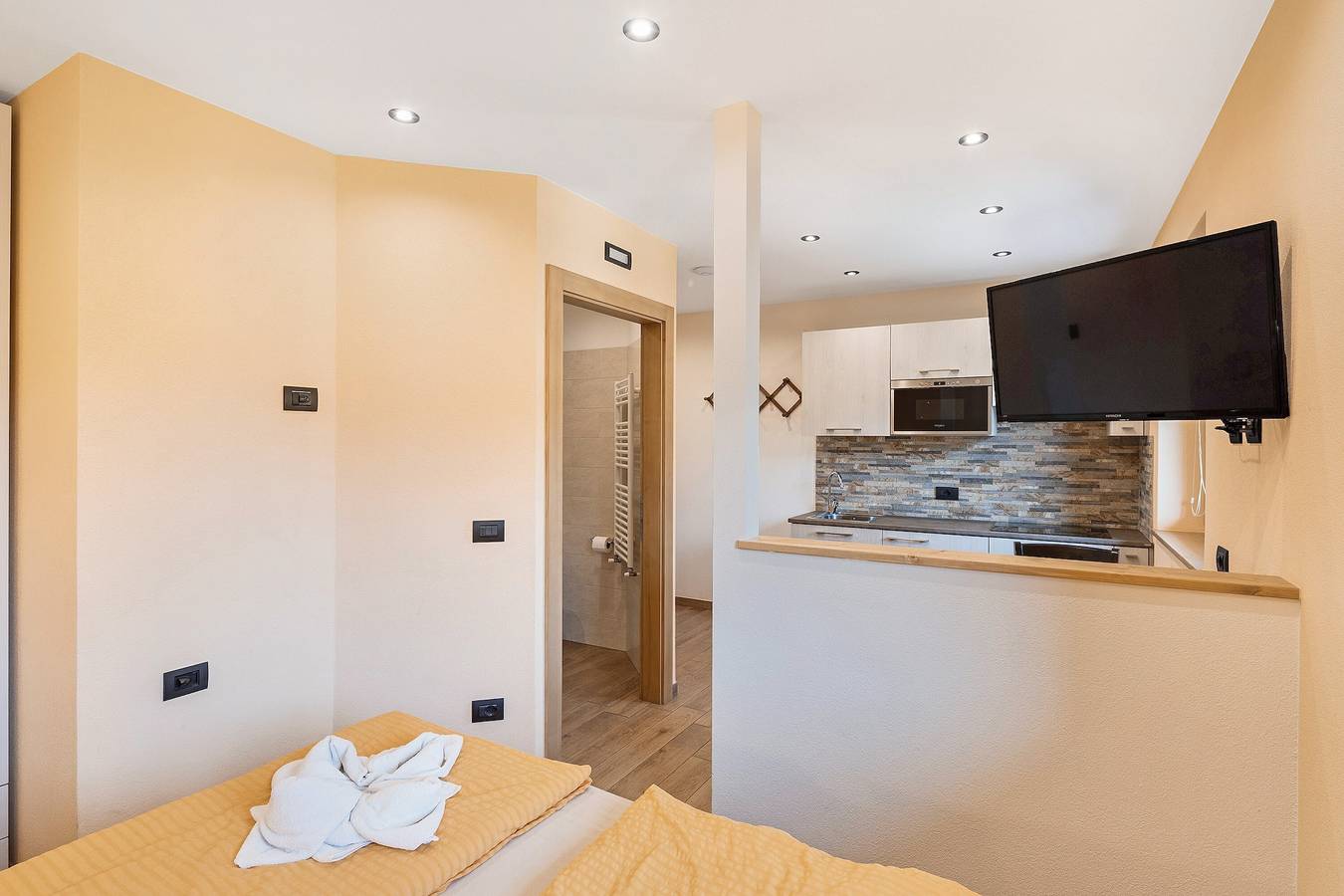 Ganzes Studio, Haustierfreundliche Ferienwohnung Angelina Casa Claudia mit Bergblick und Wlan in Livigno, Nationalpark Stilfser Joch