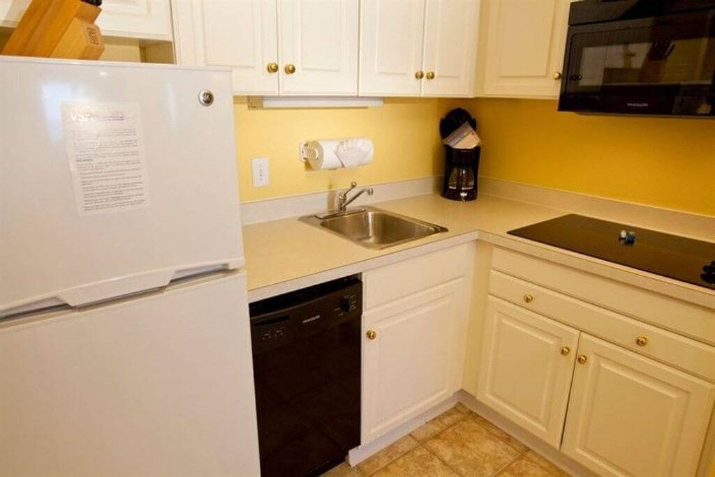 Ocean Sands Resort mit einem schönen Balkon am Meer in Virginia Beach