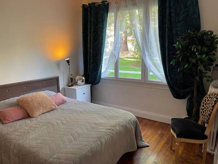 Location de vacances pour 2 personnes, avec jardin et vue à Chatou - 2