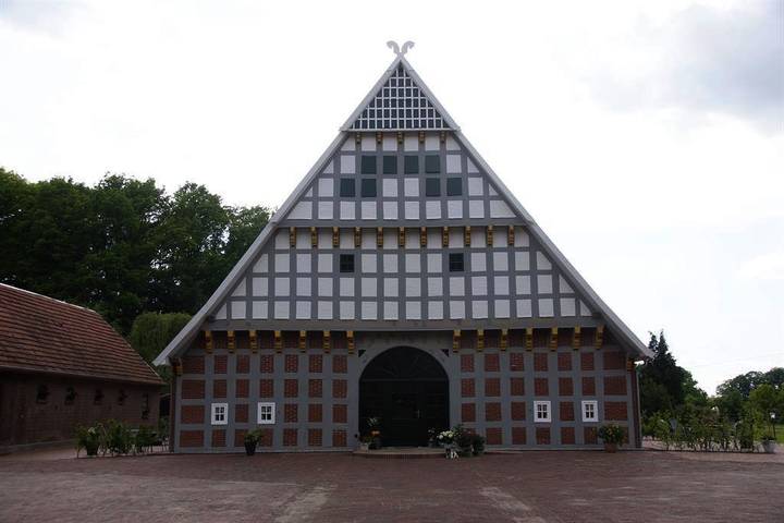 Ferienhaus für 4 Personen, mit Terrasse und Garten in Alfsee