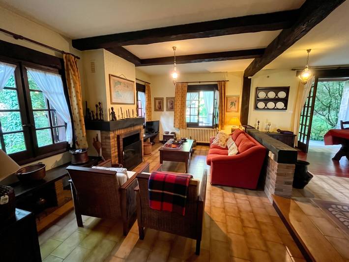 Geräumige Villa mit Pool in Cabeanca 250 m² in Ourense, Ourense und Umgebung