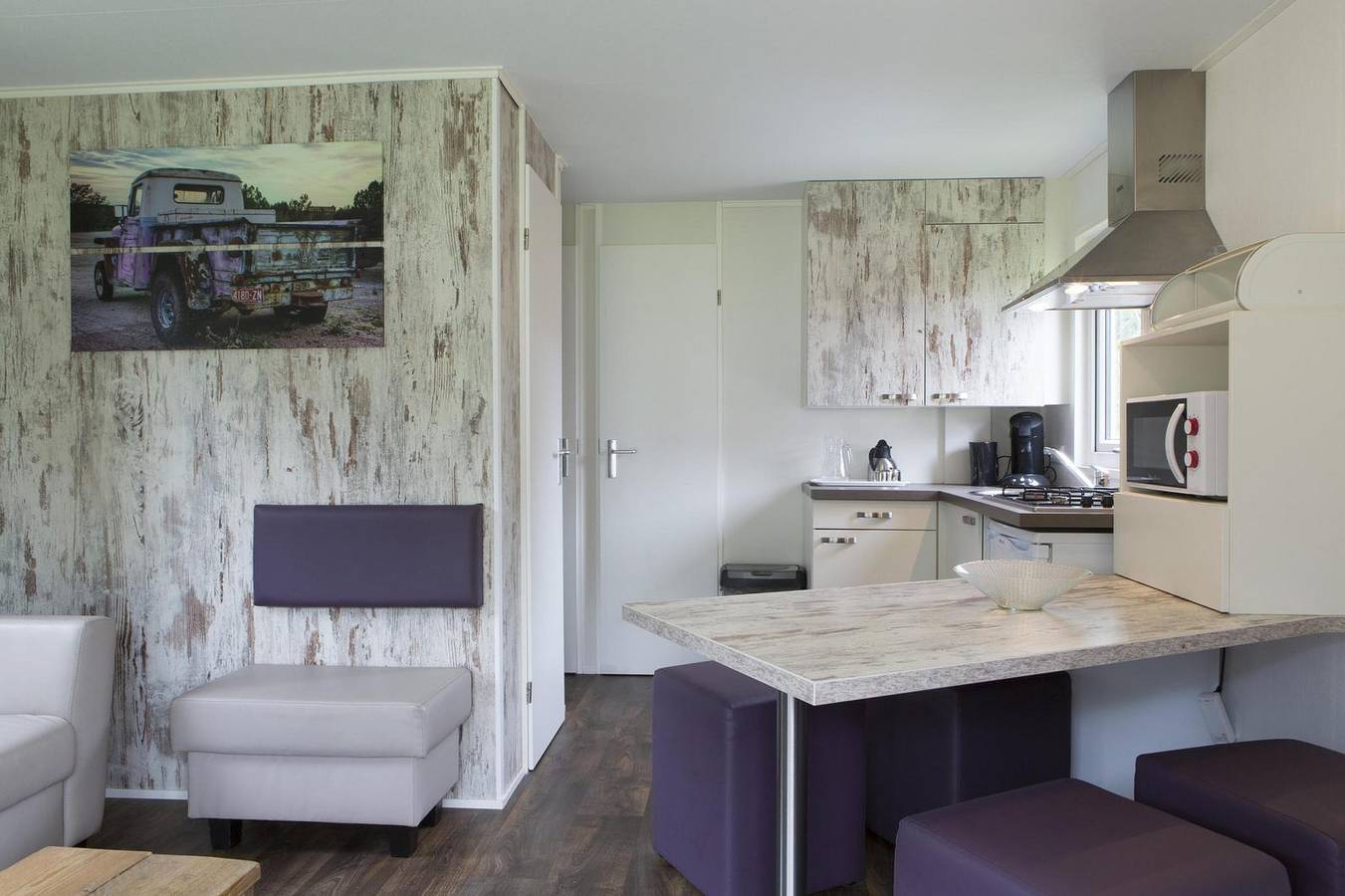 4 persoons Boslodge op een vakantiepark nabij Hoenderloo op de Veluwe in Hoge Veluwe