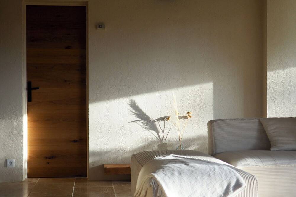 La Figulina - room and private space in a family home in Grayan-et-l'Hôpital, Lesparre-Médoc region