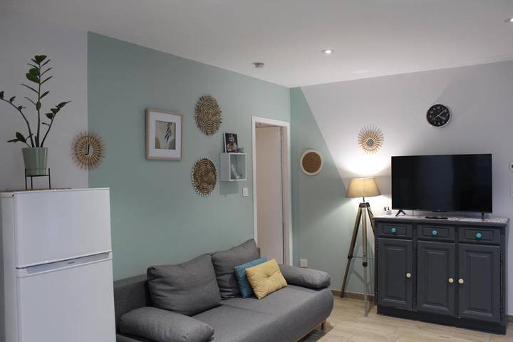 Gîte pour 6 personnes, avec terrasse à La Verrie