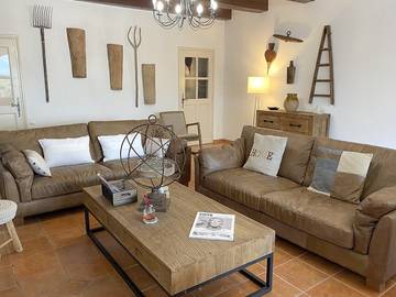 Maison De Vacances pour 10 Personnes dans Murs, Parc naturel régional du Luberon, Photo 3