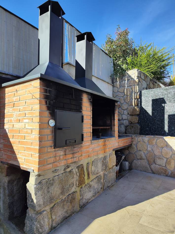 Holiday home 'Casa Los Barrios Navaluenga' with Wi-Fi in Navaluenga, Valle del Alberche