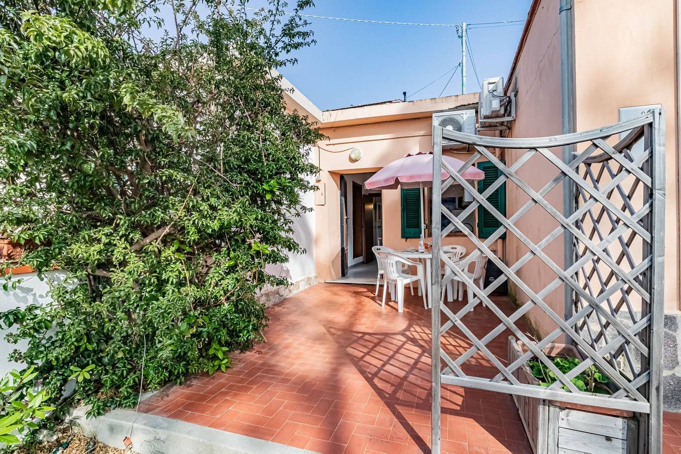 Ferienhaus für 2 Personen mit Terrasse in Capoliveri, Elba