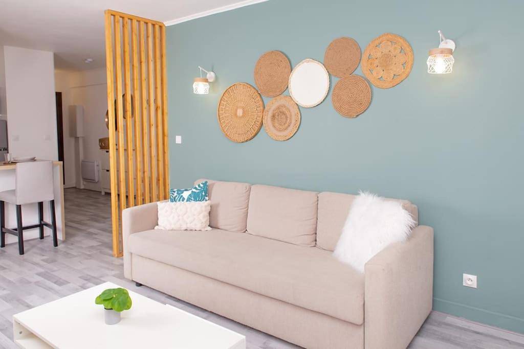Appartement entier, One-Bedroom Apartment in Juvisy-sur-Orge, Essonne