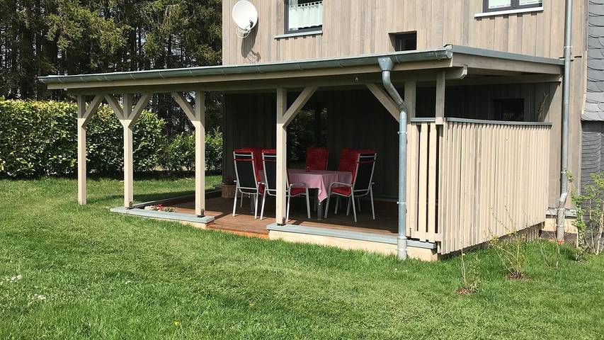 Ferienhaus für 6 Personen, mit Garten und Sauna in Hellenthal