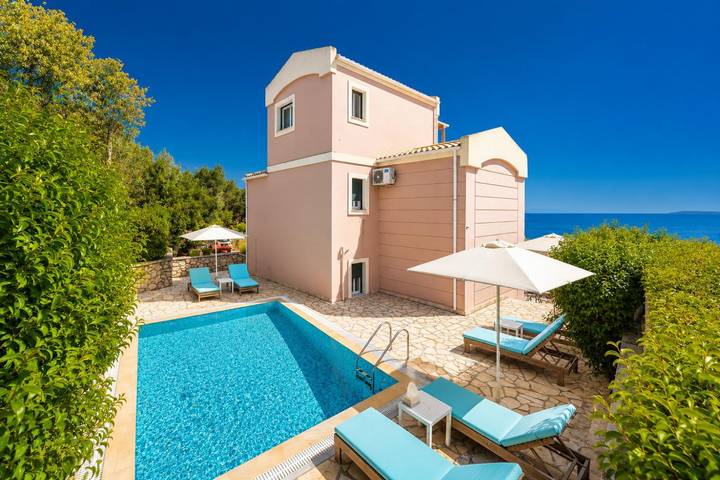 Villa pour 6 personnes, avec balcon et vue sur l’océan dans Mparmpati