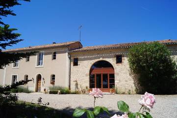 Chambre d’hôte pour 2 personnes, avec terrasse et jardin à Saint-Pierre-d'Aurillac