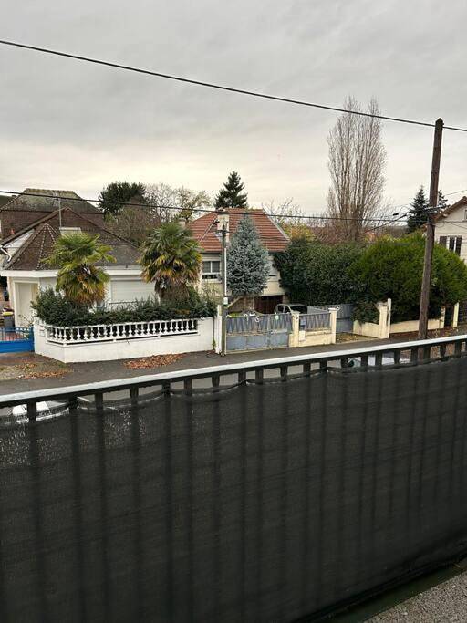 Gîte pour 4 personnes, avec jardin et terrasse à Chelles - 3