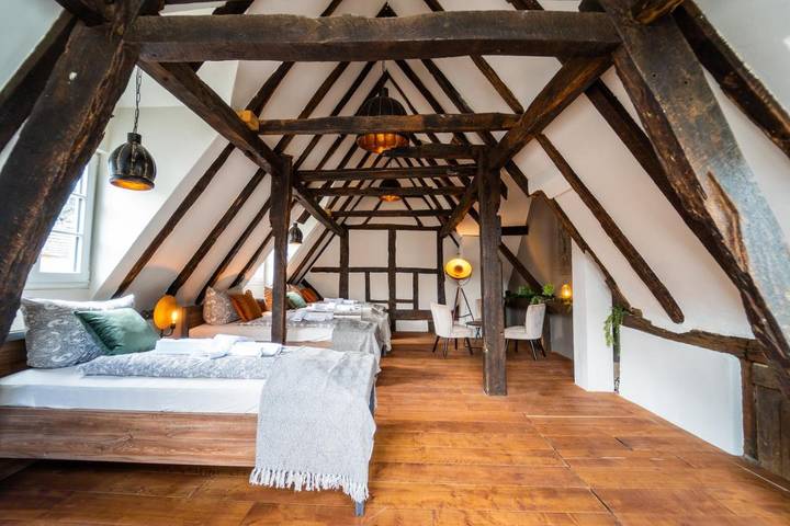 Ferienhaus für 4 Personen, mit Whirlpool und Terrasse