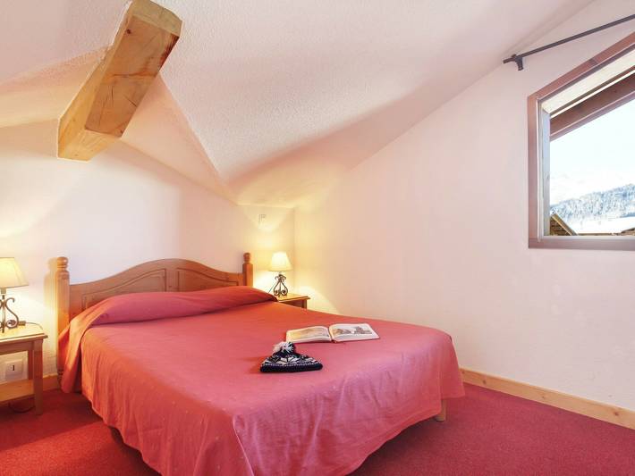 Gîte pour 8 personnes, avec Balcon/Terrasse et Balcon ainsi que Terrasse et Piscine dans Office De Tourisme De Notre Dame De Bellecombe