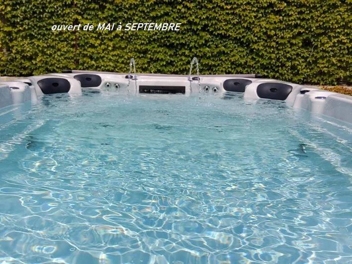 Location de vacances pour 6 personnes, avec piscine ainsi que jardin et jacuzzi à Sigean - 4