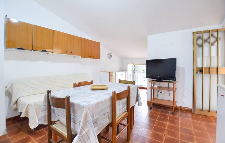 Ganze Ferienwohnung, Gemütliches Strandapartment mit WLAN und Parkplatz, 900 m vom Strand entfernt in Casal Velino, Cilento Coast