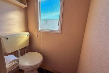 Glamping for 8 People in Skegness, Lincolnshire, Photo 4
