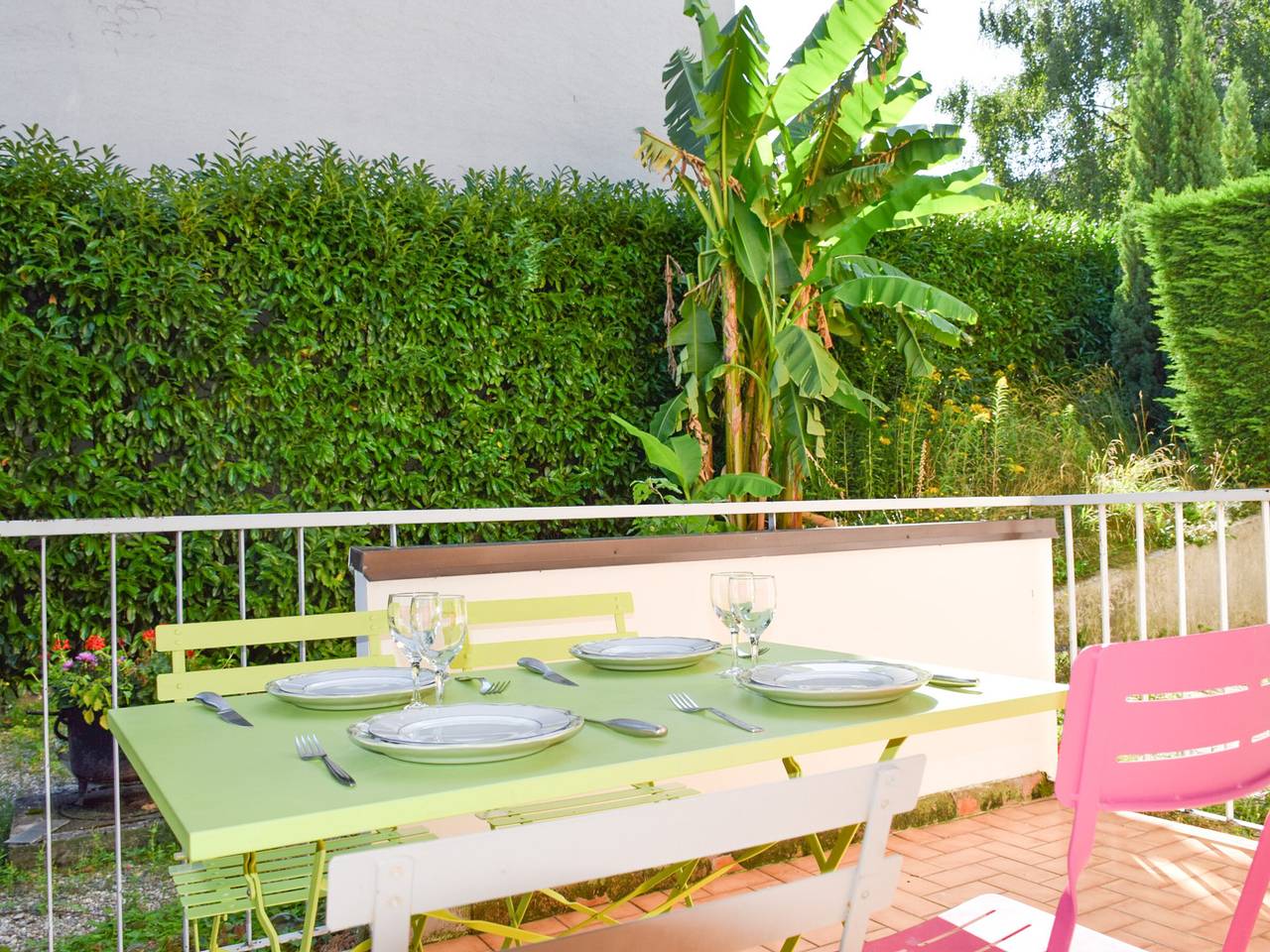 Apartamento entero, Apartamento espacioso en Évian con terraza jardín y parking in Évian-les-Bains, Thonon-les-Bains region