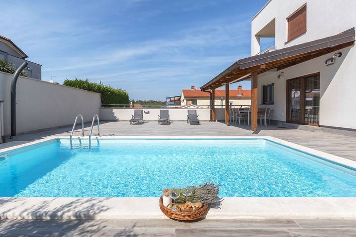 Ferienwohnung für 6 Personen, mit Garten in Banjole - 2