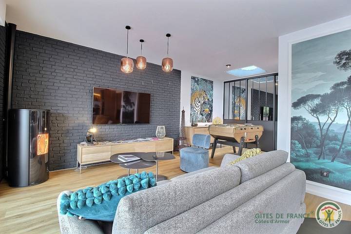 Gîte pour 2 personnes, avec piscine ainsi que jardin et terrasse à Pleumeur-Bodou - 2