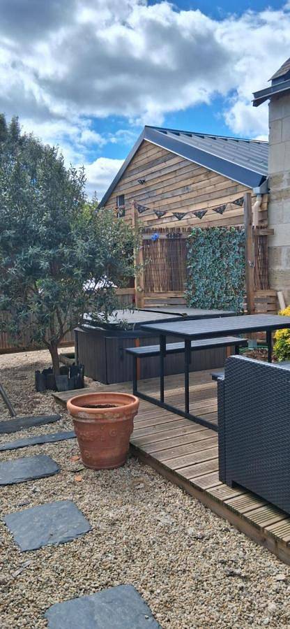 Two-Bedroom House in Courchamps, Vallée de la Loire