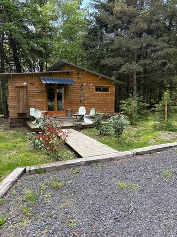 Gîte pour 2 personnes, avec jardin et vue à Champclause