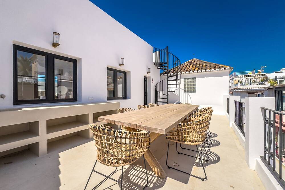 Holiday Home for 8 People in Marbella Centre, Marbella