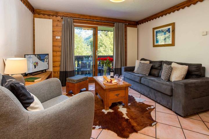 Gîte pour 4 personnes, avec Balcon ainsi que Piscine et Sauna dans Gare De Chamonix Mont Blanc