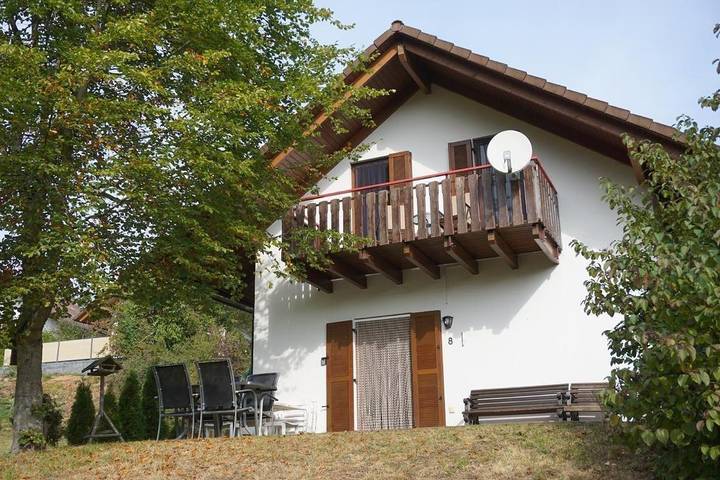 Ferienhaus für 8 Personen, mit Balkon und Garten in Kirchheim - 2