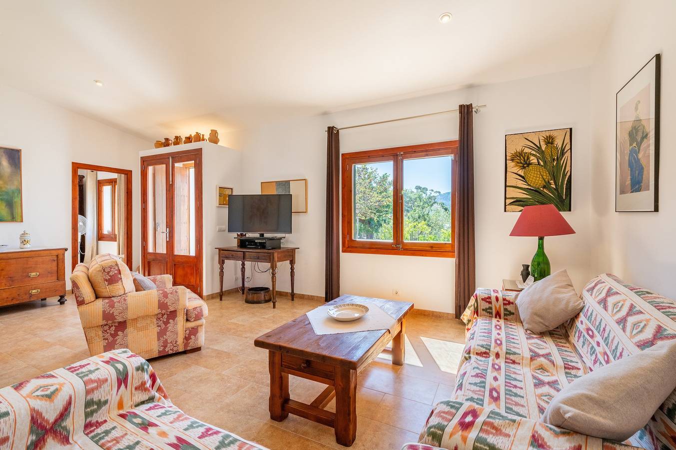 Finca "Tirana" con vista a la montaña, jardín y Wi-Fi in Pollença, Mallorca Norte