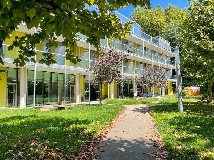 Hostel für 4 Personen, mit Ausblick und Garten sowie Balkon in San Sebastian