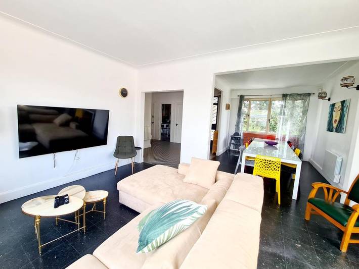 Location de vacances pour 12 personnes, avec vue et jardin à Gagny - 4