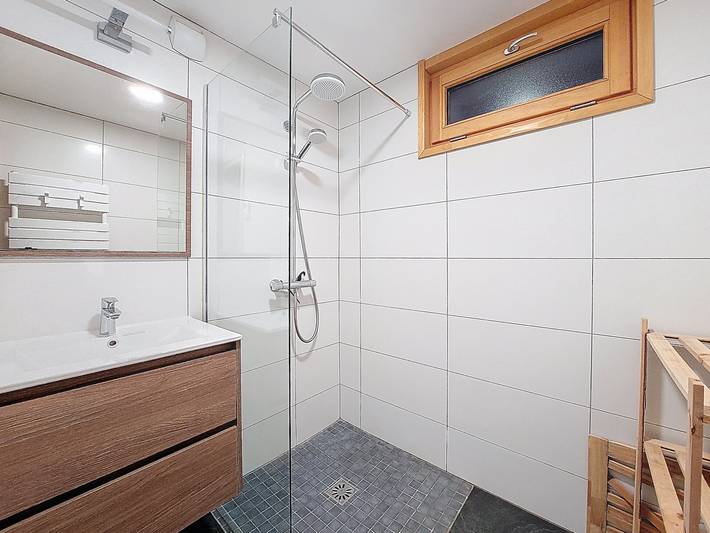 Gîte pour 6 personnes, avec terrasse à Saint-Jean-d'Aulps - 3