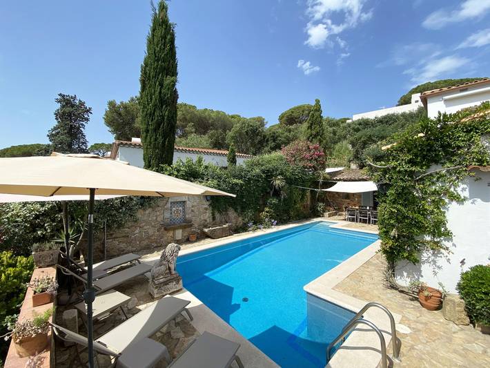 Villa pour 8 personnes, avec vue sur l’océan ainsi que terrasse et jardin à Begur - 2